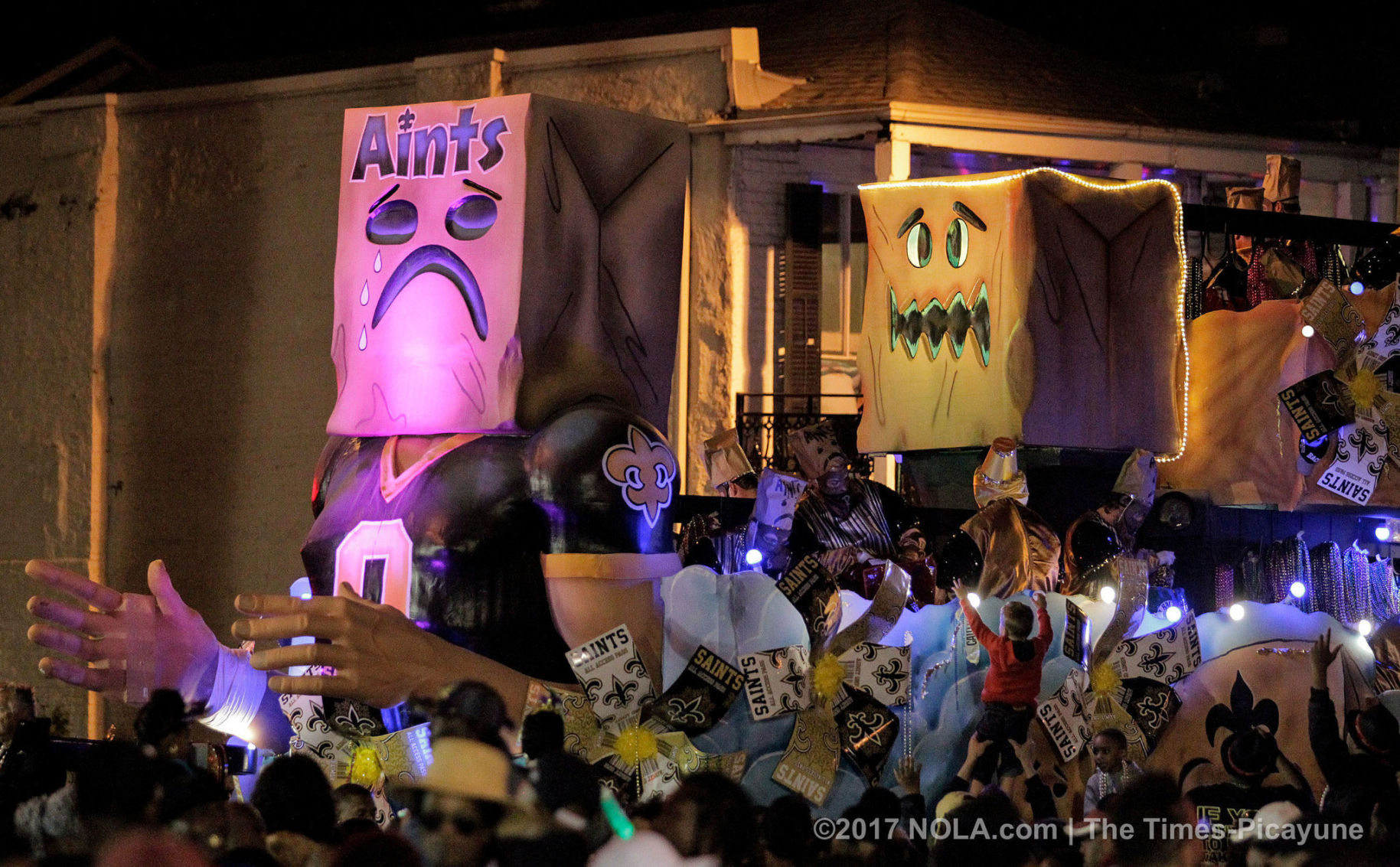 Krewe of Bacchus 2017 rolls in New Orleans: See Mardi Gras parade photos